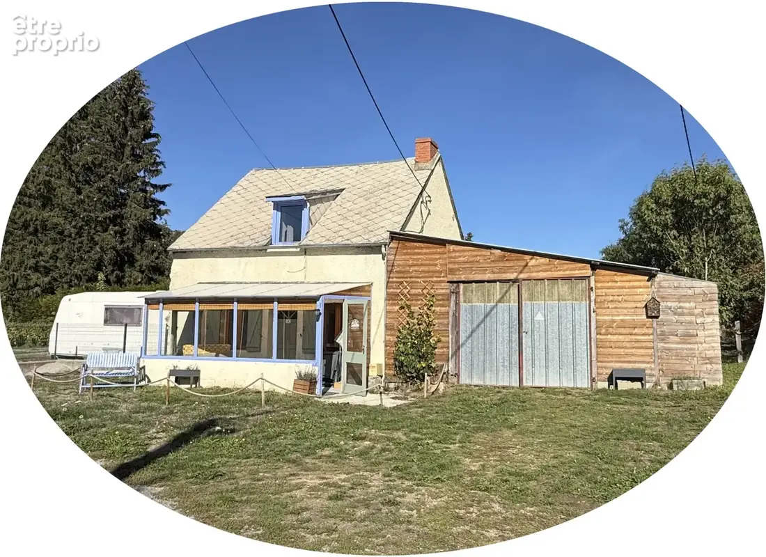 Auv 1232 : Petite maison habitable à 3 km de Pionsat sur 350m2 - photo 1