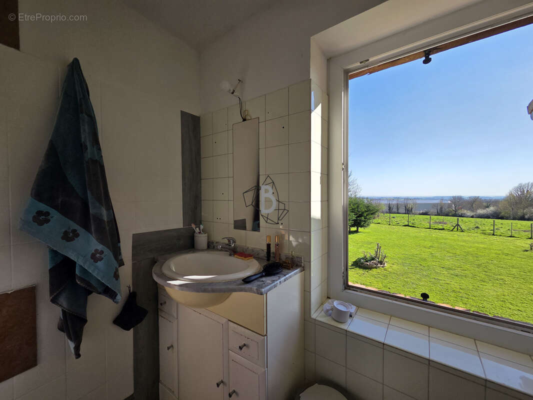 Corps de ferme T5 -100m2 - Pampelonne - photo 8