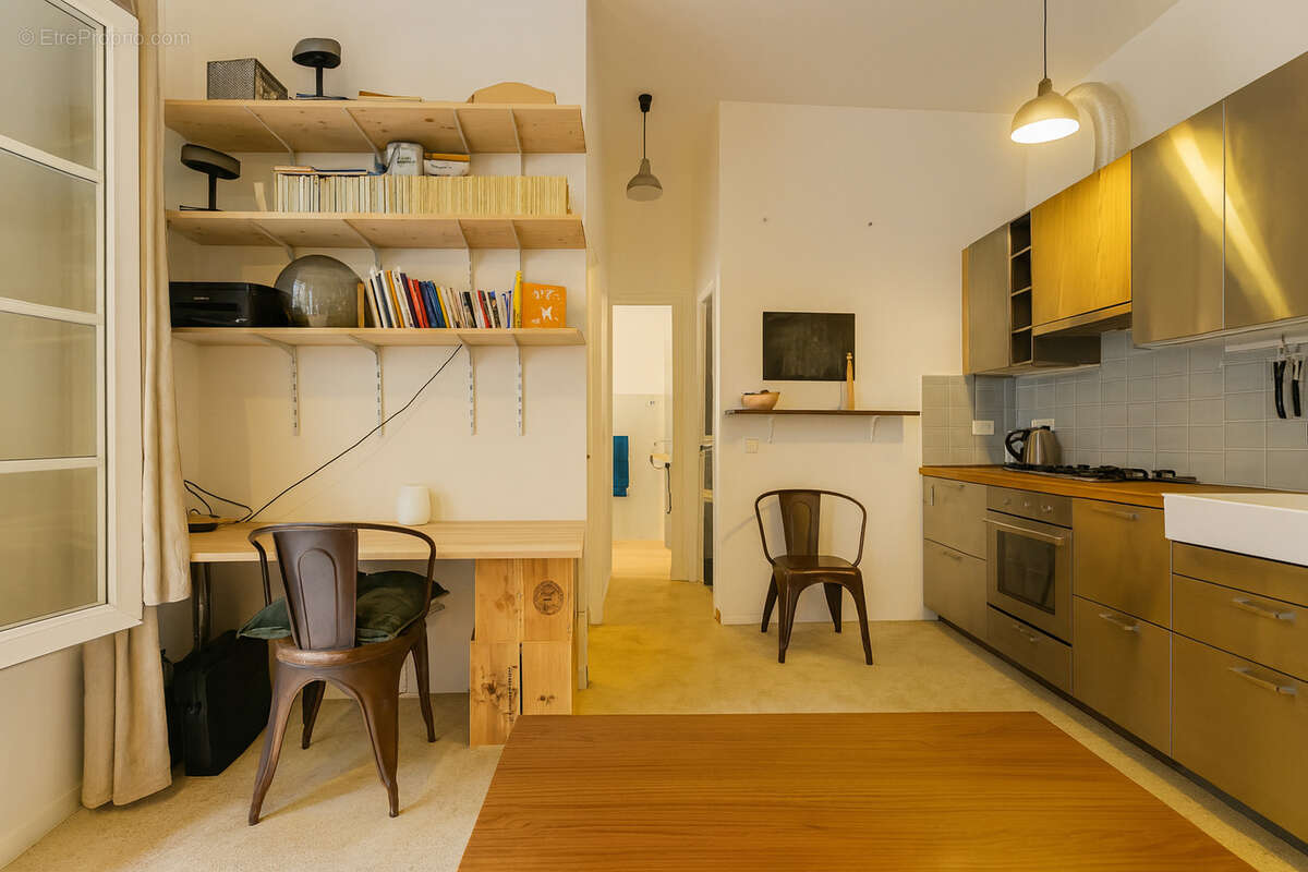Appartement à PARIS-19E