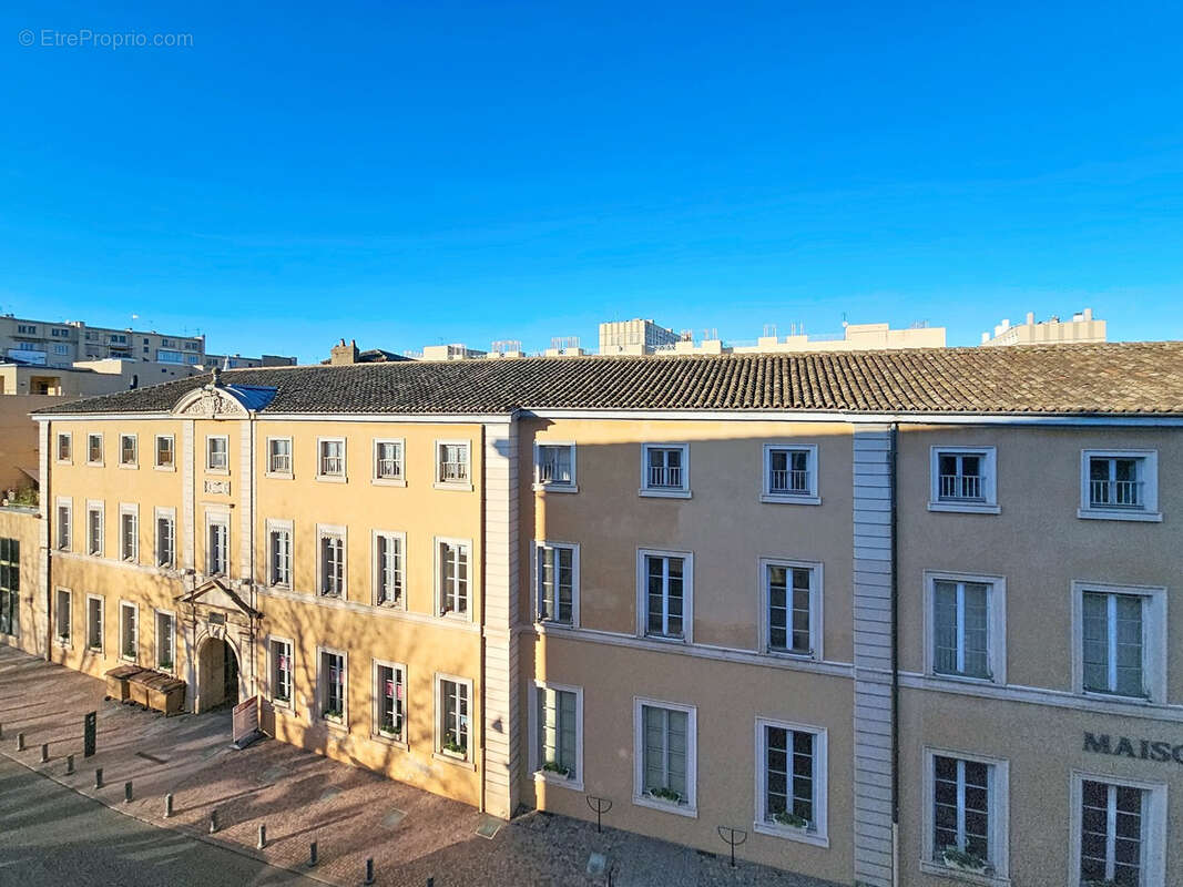 Appartement à VILLEFRANCHE-SUR-SAONE