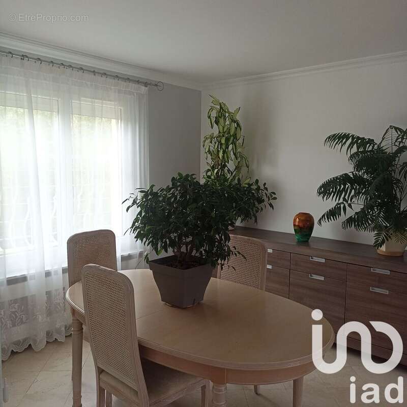 Photo 2 - Maison à NEUILLY-SUR-MARNE