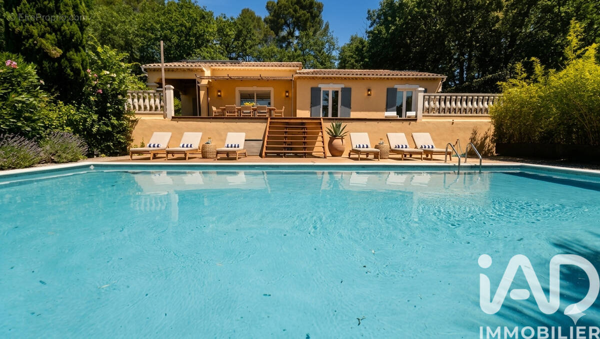 Photo 1 - Maison à SAINT-ANTONIN-DU-VAR
