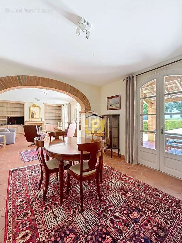 Maison à FLOURENS