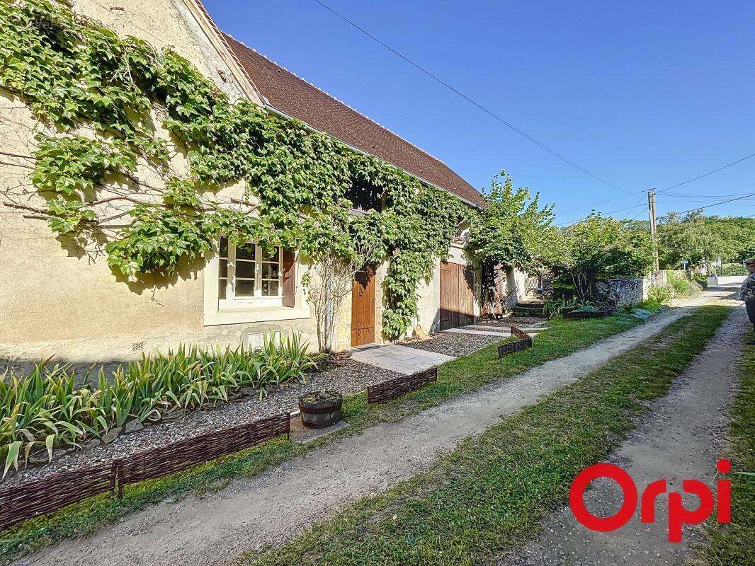 Maison à SAINT-AMAND-MONTROND