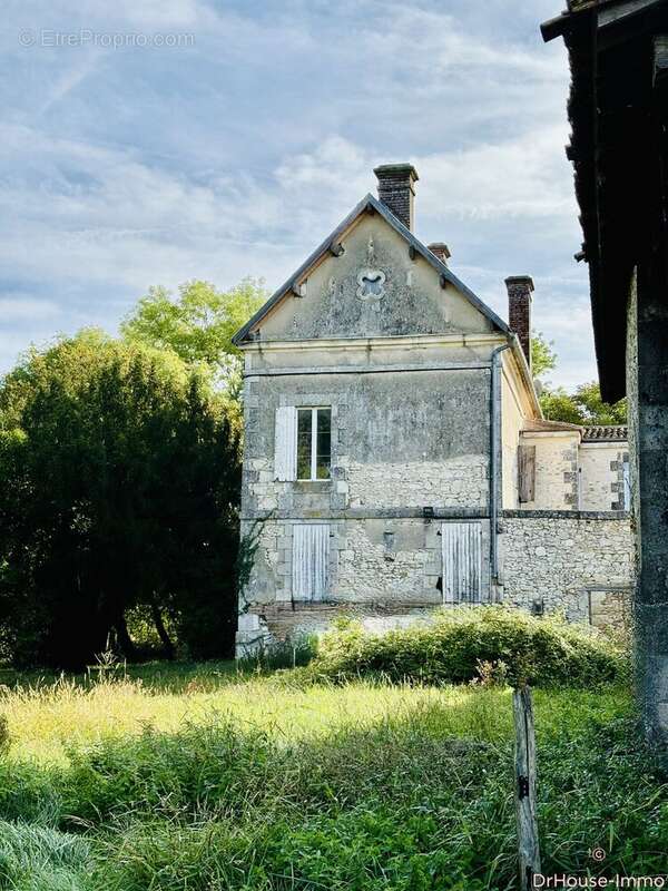 Autre à ROUFFIGNAC-DE-SIGOULES