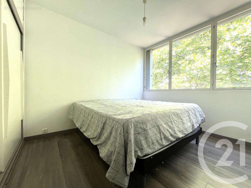 Appartement 63 m² à Limoges  - photo 2
