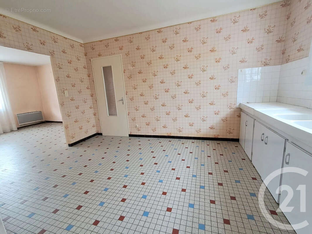 Maison 79 m² à Talmont-Saint-Hilaire  - photo 5