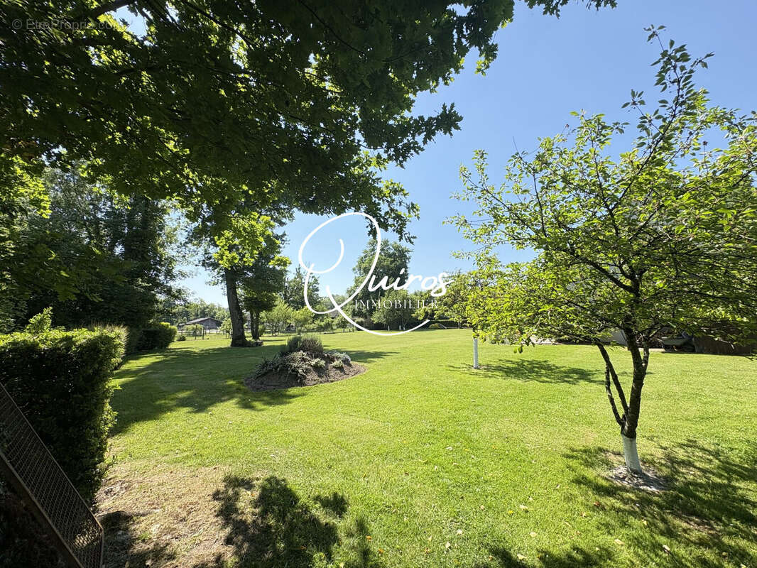 Maison à FONTAINEBLEAU