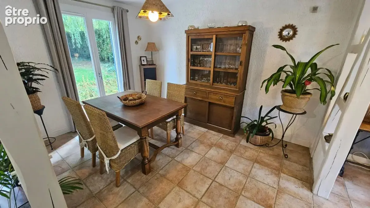 Gambais / Maison familiale idéalement située / 5 chambres - photo 8