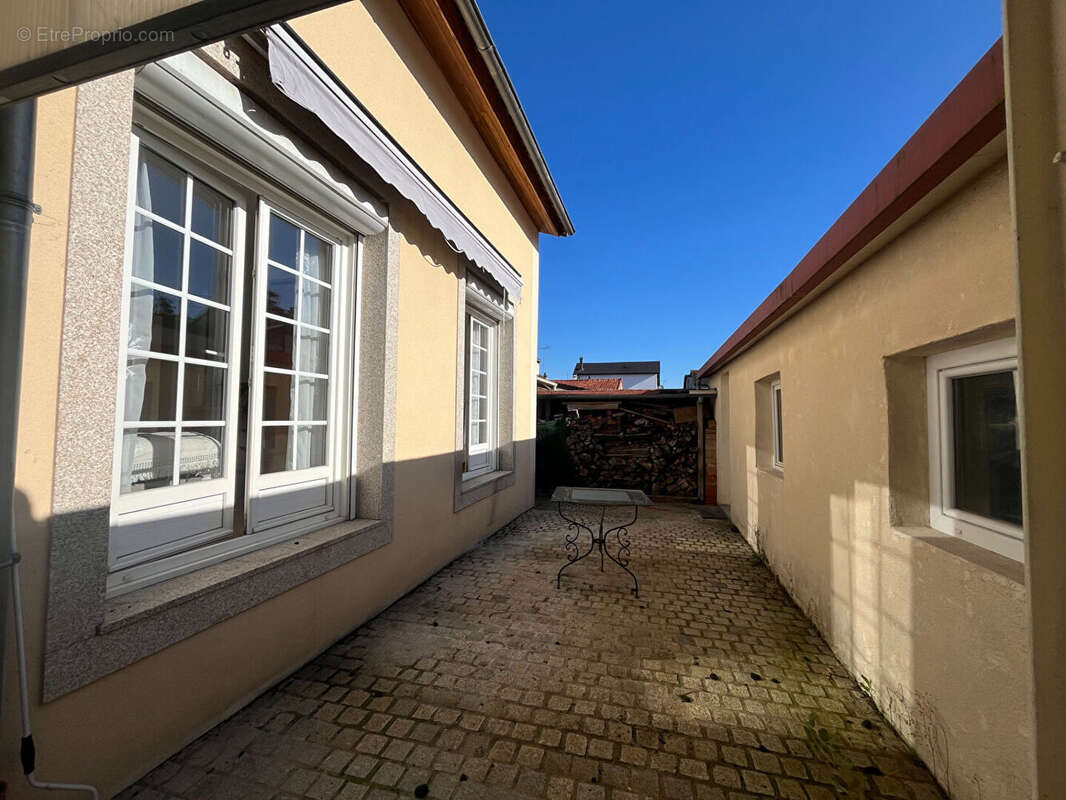 Maison à VIRY-CHATILLON