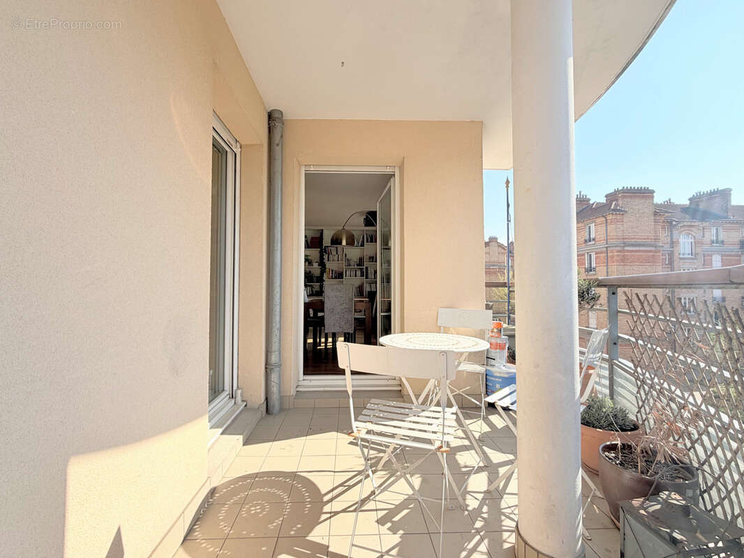 Appartement à SURESNES