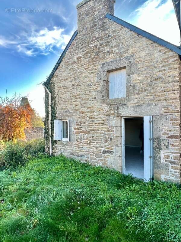 Maison à CAMORS