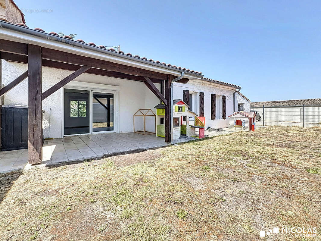 Maison à LIGNAN-DE-BORDEAUX