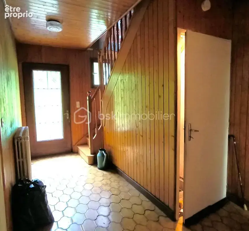Grande maison de 353m2 et 3200m2 de terrain - photo 8