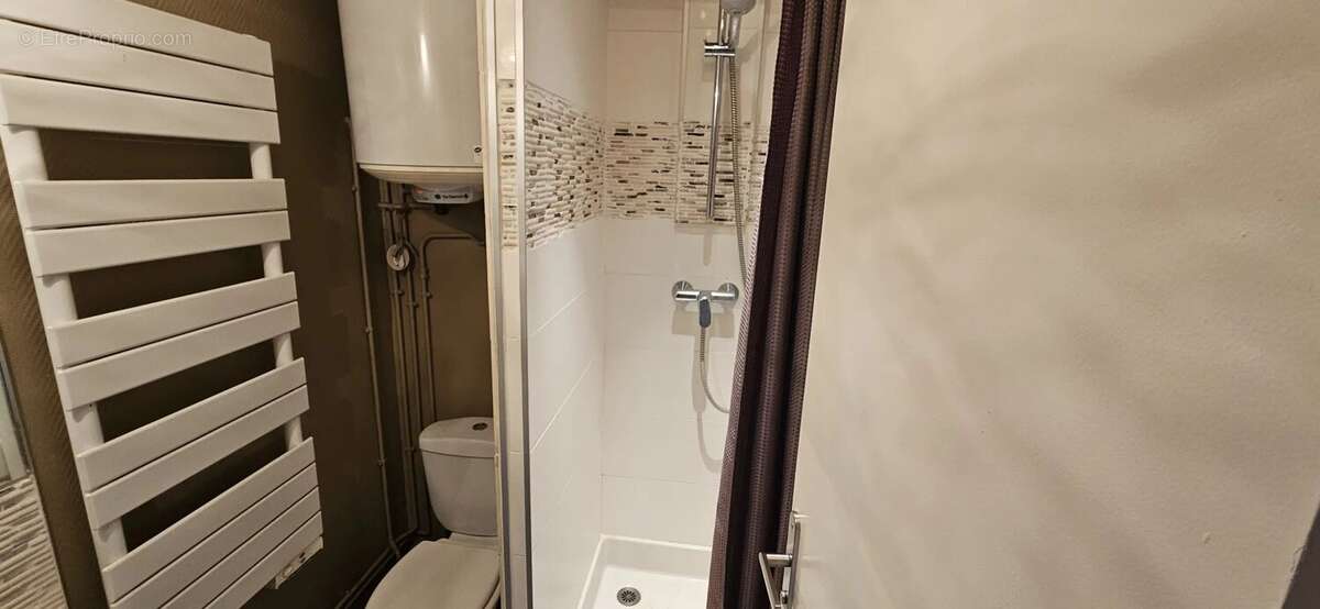 Appartement à DAMPIERRE-EN-YVELINES