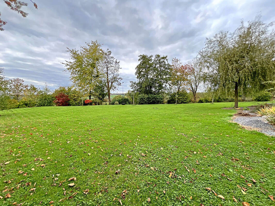 Maison à SIGNY-L&#039;ABBAYE
