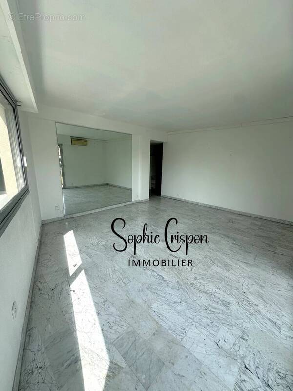 Appartement à LE CANNET