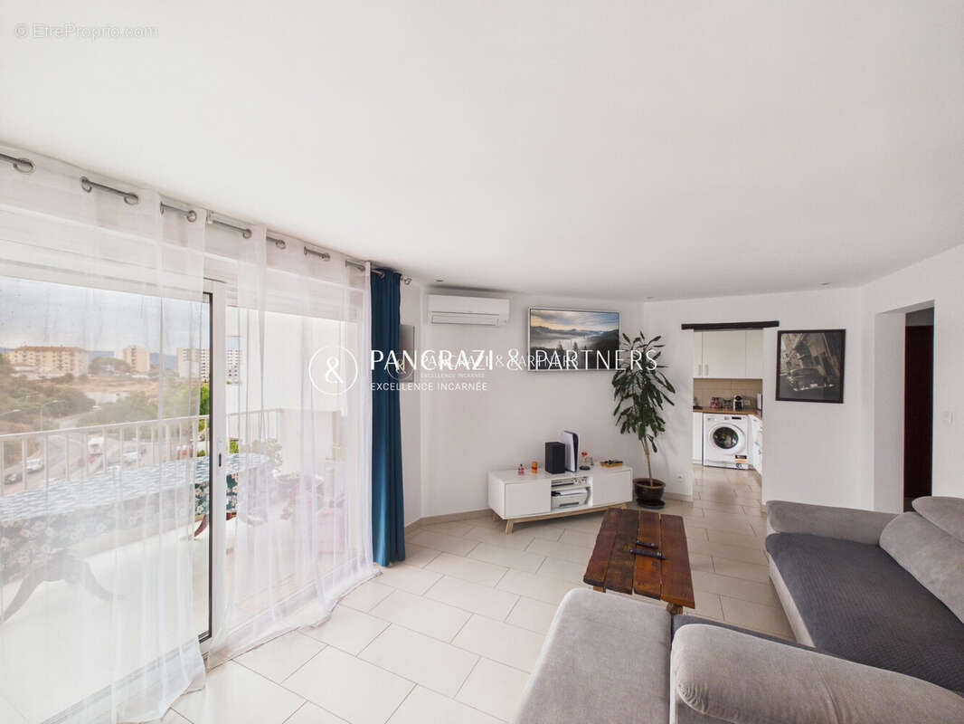 Appartement 60 m² à Ajaccio  - photo 3