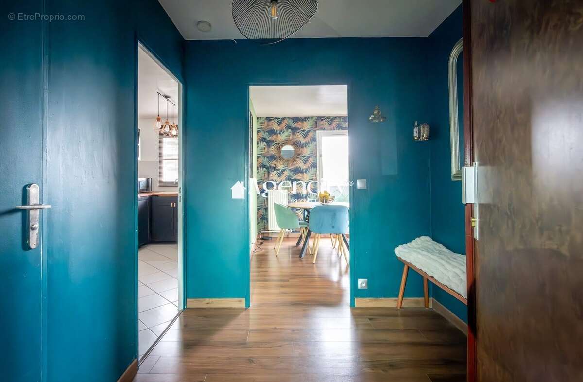 Appartement à TORCY