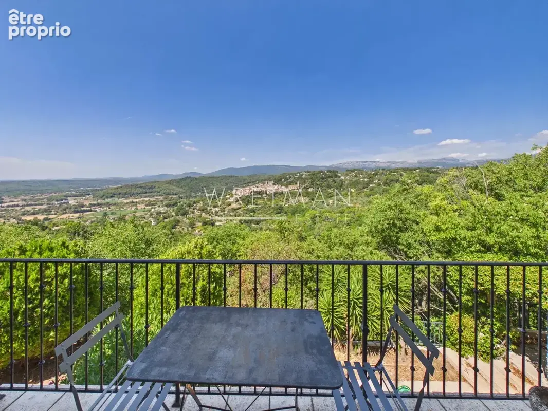 Appartement à MONTAUROUX