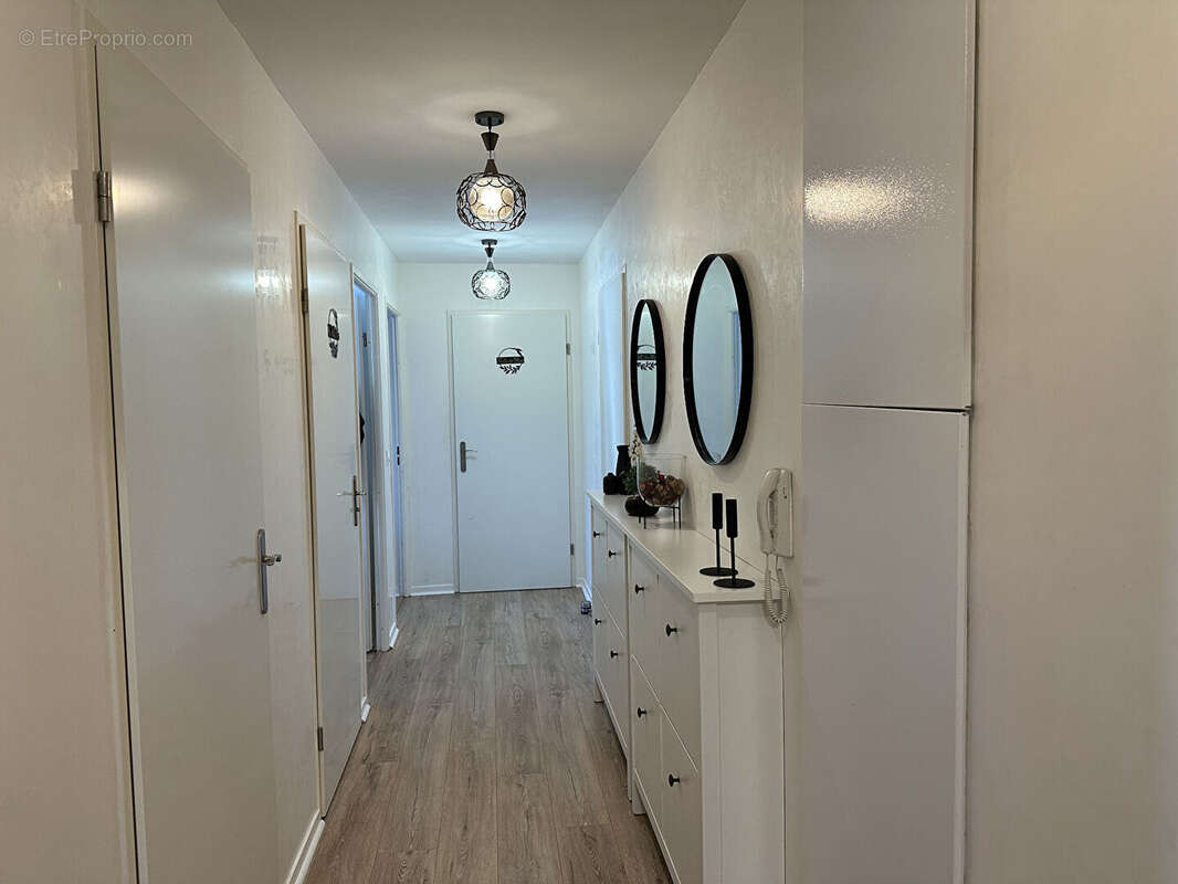 Appartement à LE BLANC-MESNIL