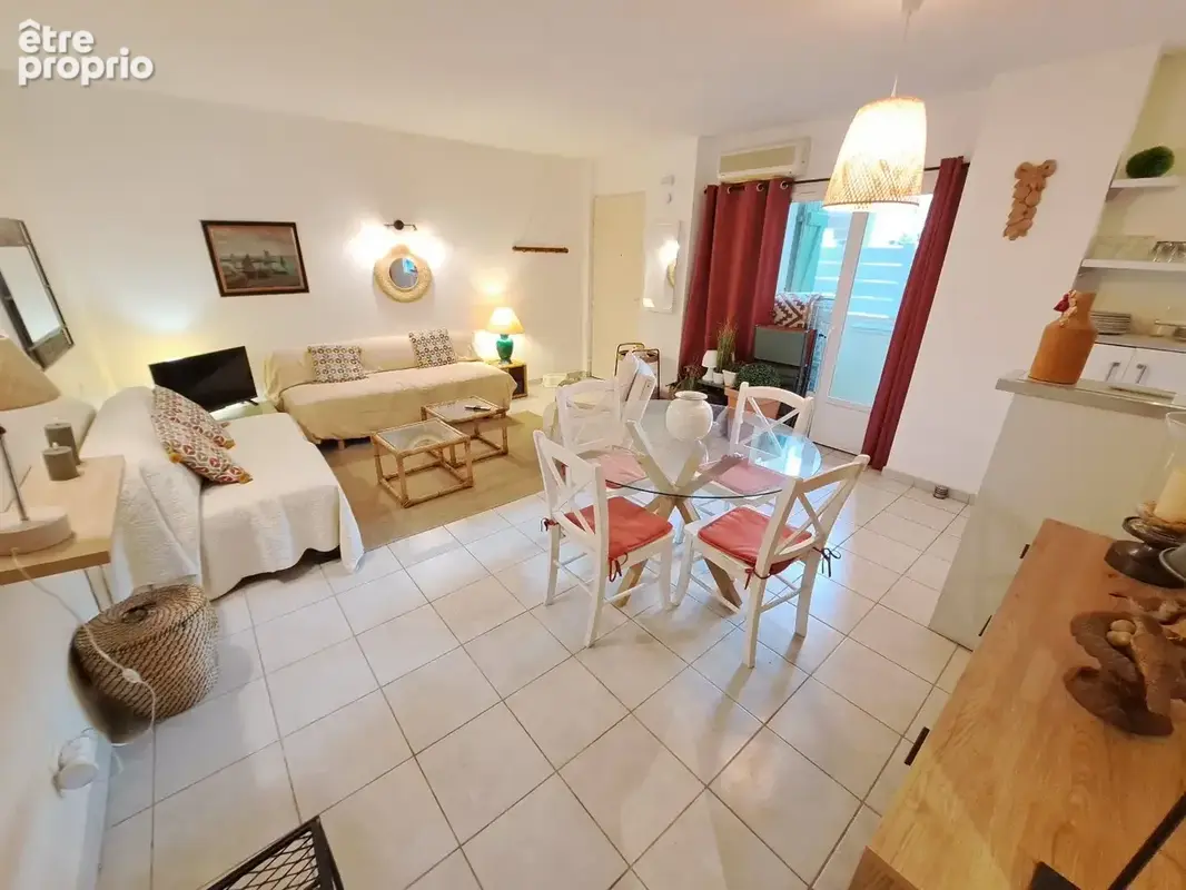 Le grau d'agde - tamarissiere - tres beau t3 avec piscine, parking et cellier - photo 2
