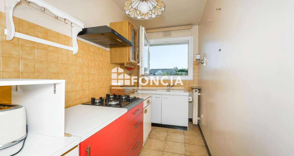 Appartement à LE PLESSIS-ROBINSON