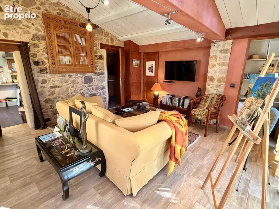 Élégante propriété avec villa principale, mazet en pierres et piscine - photo 60