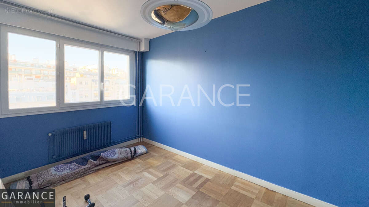 Appartement à PARIS-12E