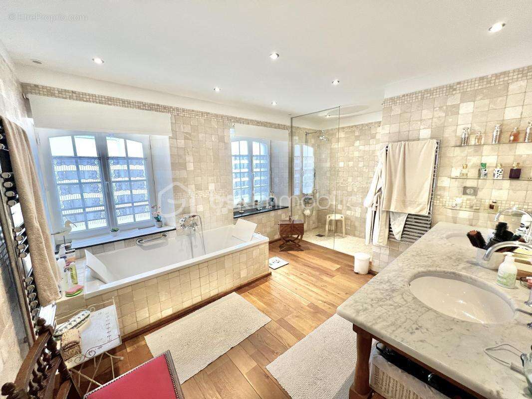 Maison à LA BASTIDE-DE-SEROU