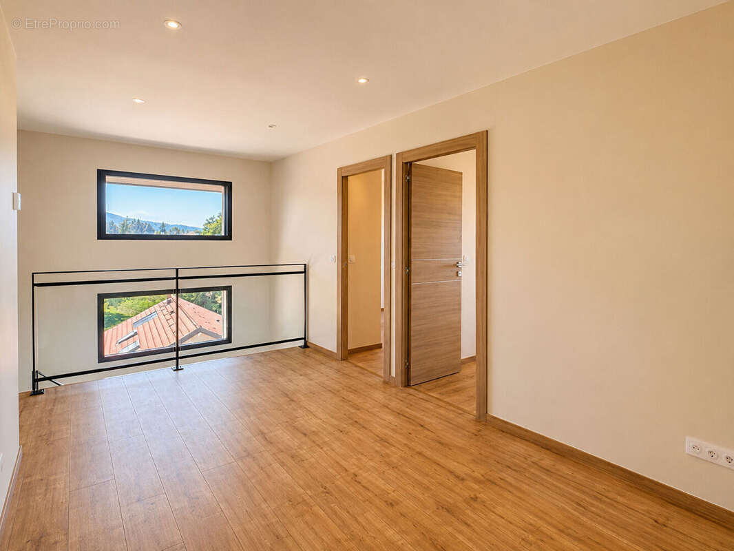 Villa contemporaine d'exception à Collonges-sous-Salève ? Vue panoramique et DPE A - photo 11
