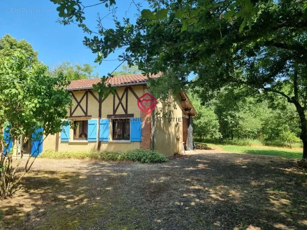 Maison à MIRANDE