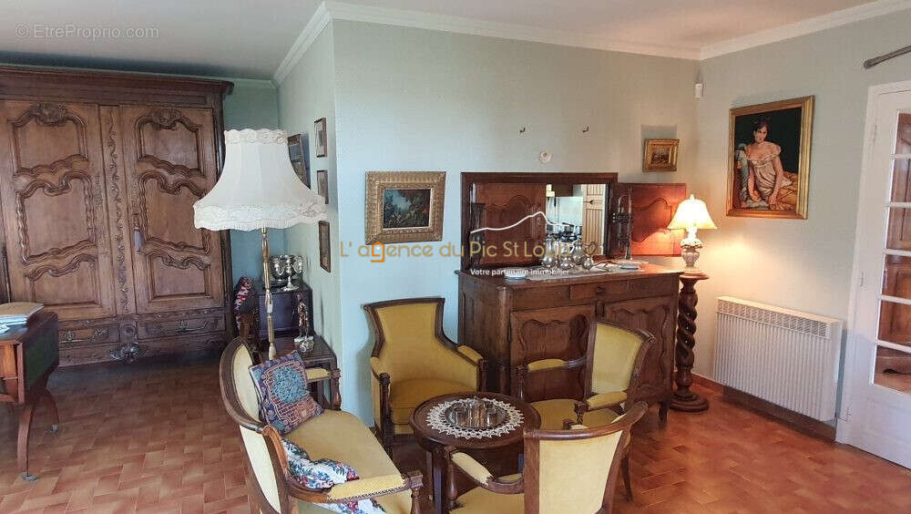 Maison à COMBAILLAUX