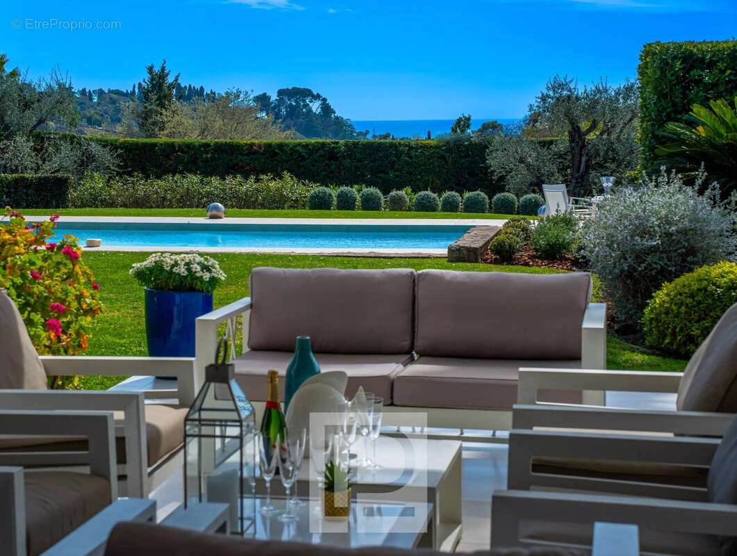 Maison à MOUGINS