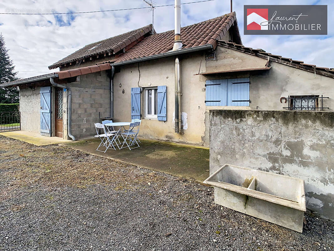Maison à SAINT-ETIENNE-SUR-REYSSOUZE