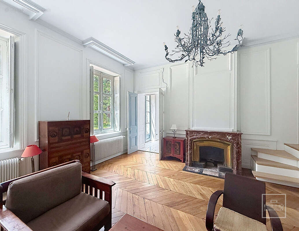 Appartement à SAINT-CYR-AU-MONT-D'OR