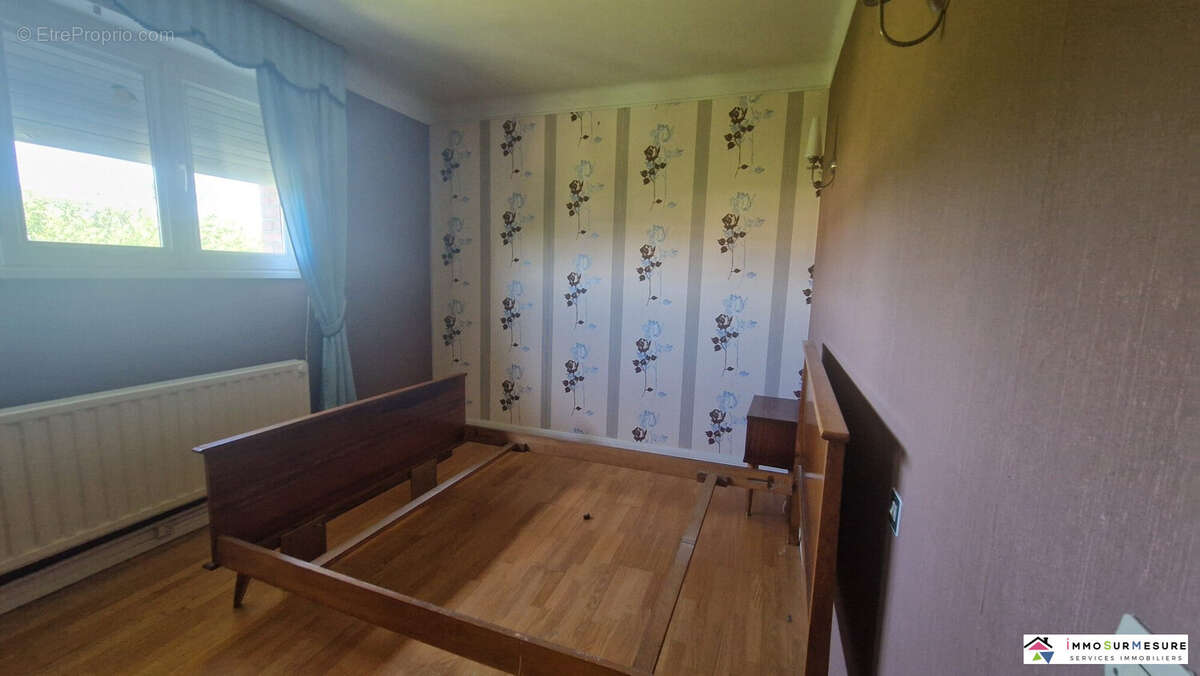 Maison 102 m² à Saint-Pol-Sur-Ternoise  - photo 8