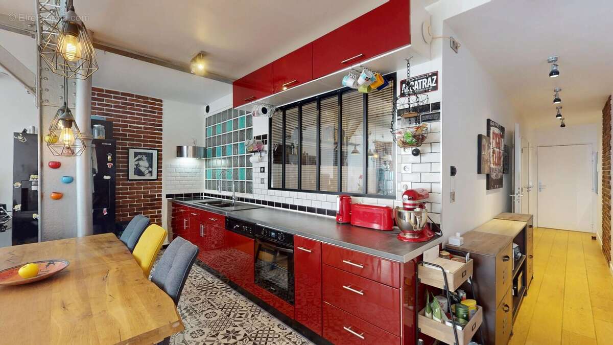 Appartement à PARIS-11E
