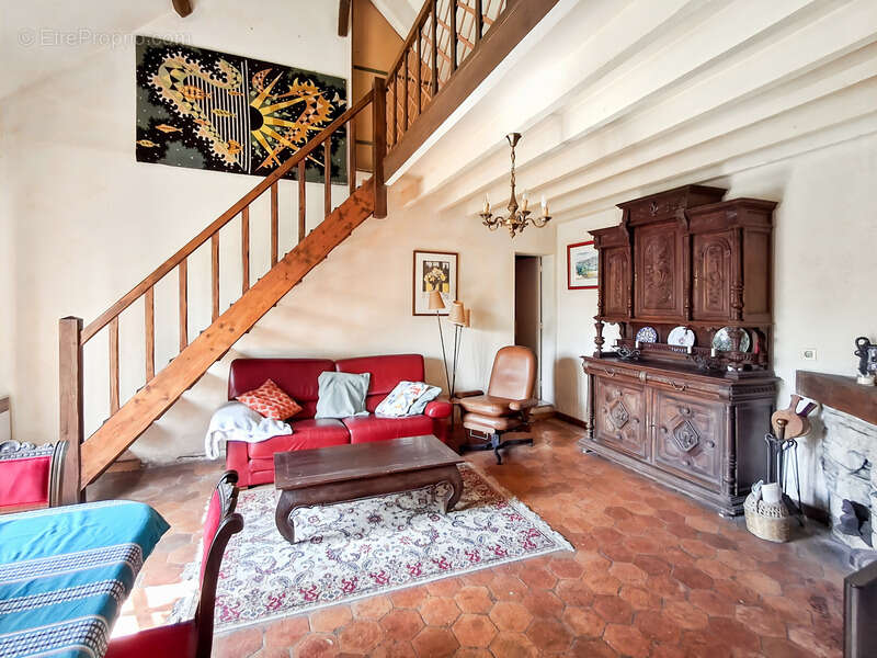 Maison à CLEVILLIERS