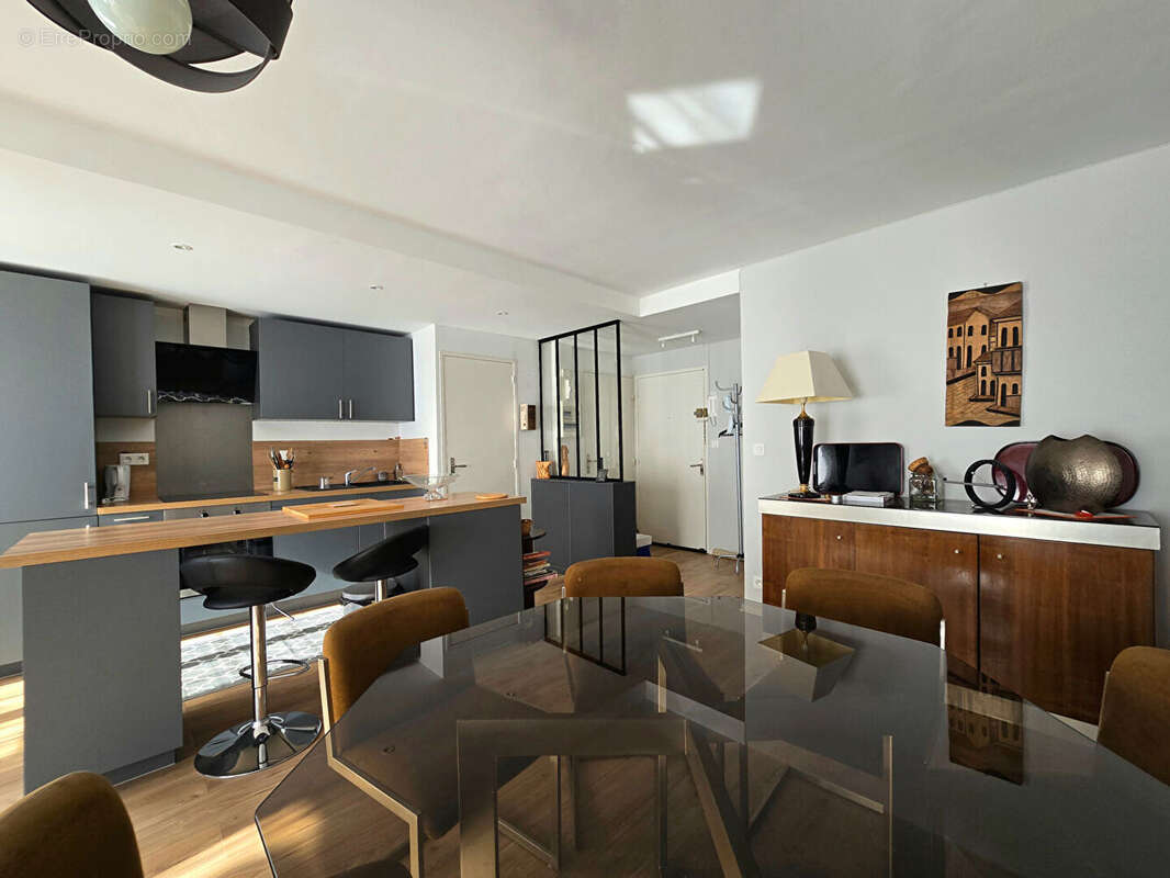 Appartement à REZE