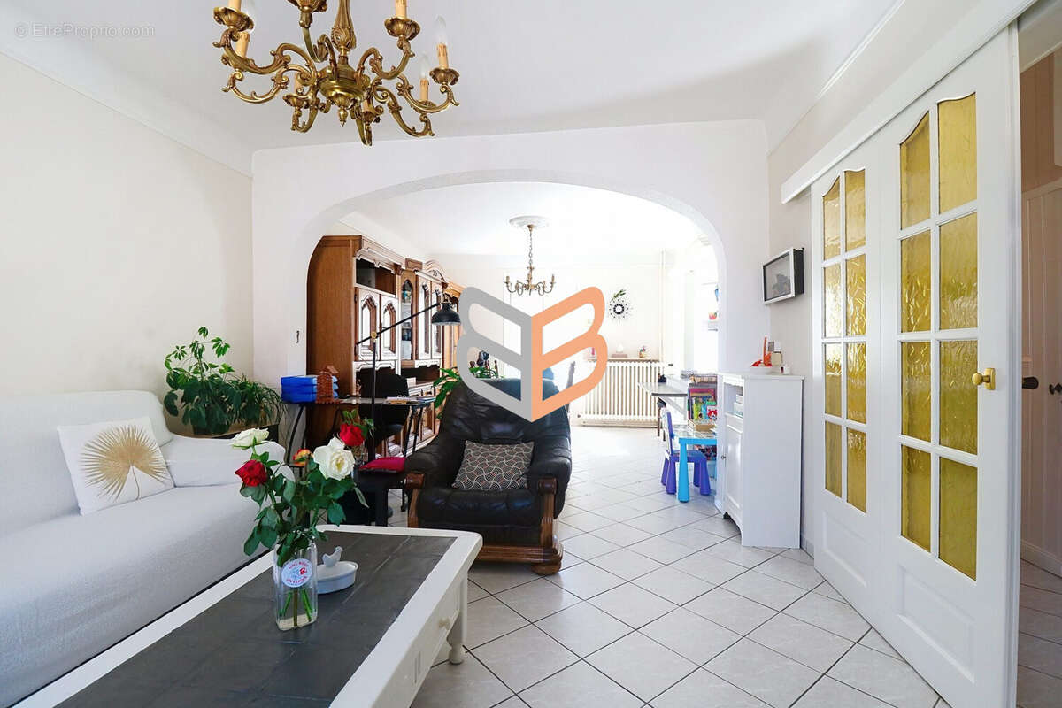 Maison 119 m² à Ottange  - photo 2