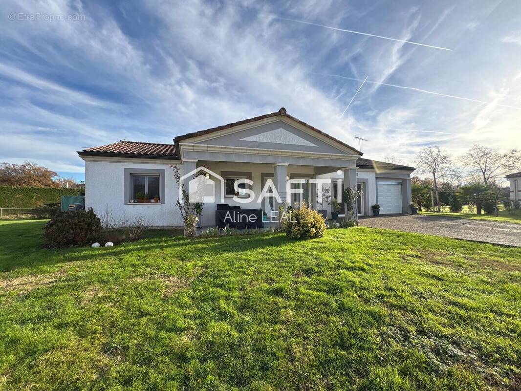 Photo 1 - Maison à CASTELSARRASIN