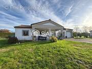 Photo 1 - Maison à CASTELSARRASIN