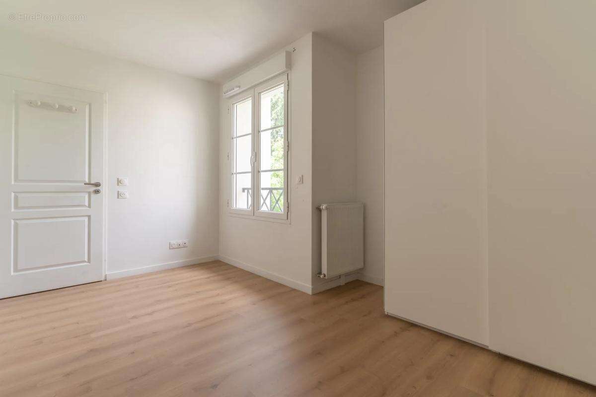 Appartement à COLOMBES