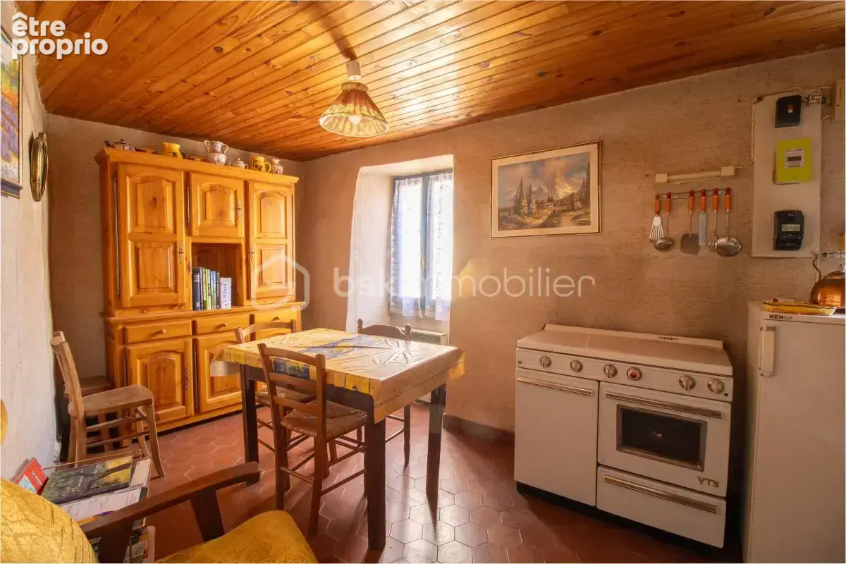 Maison de village sur 3 niveaux - photo 9