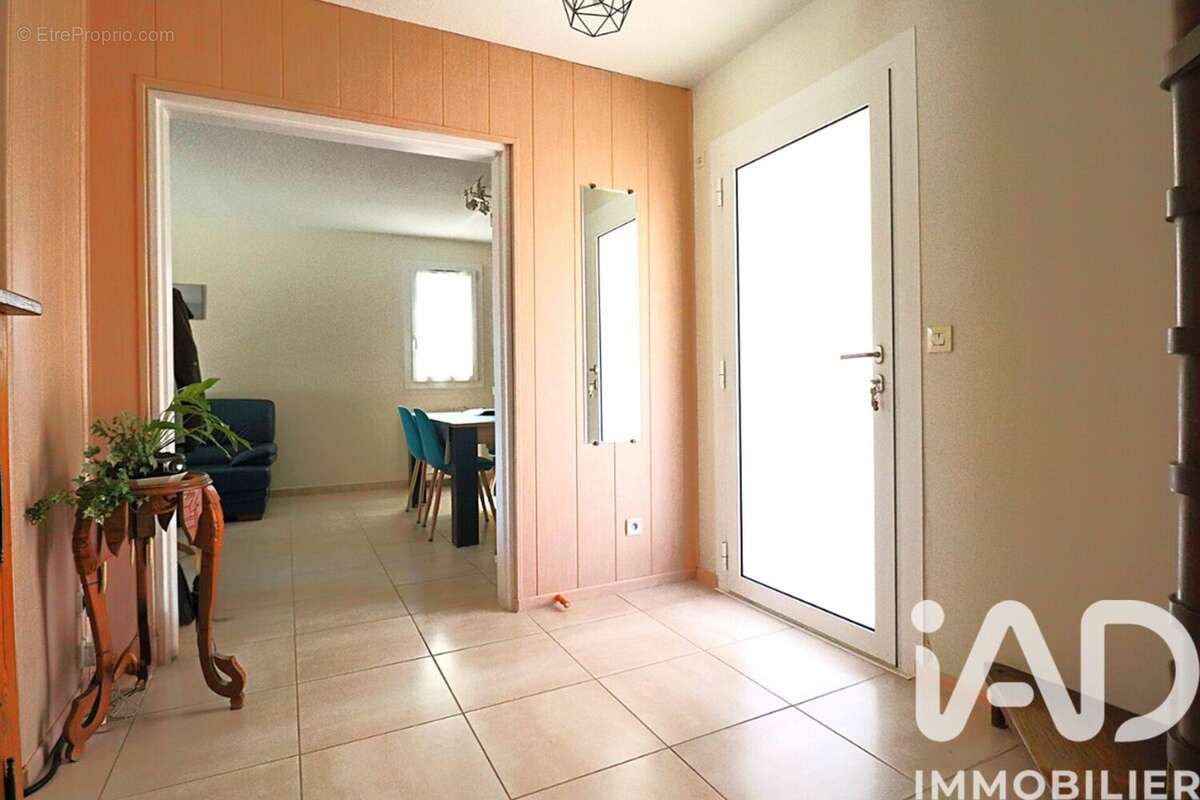 Photo 9 - Maison à SAINT-CANNAT