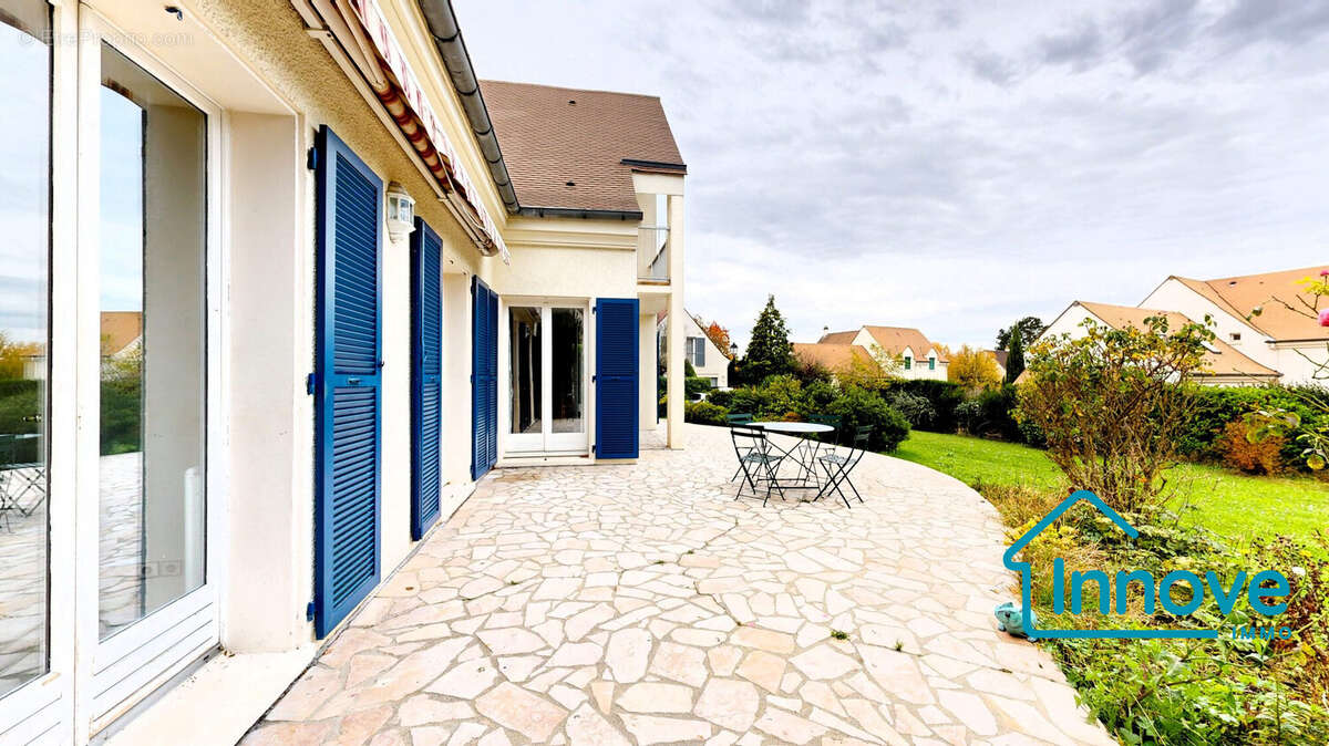 Maison à SAINT-NOM-LA-BRETECHE