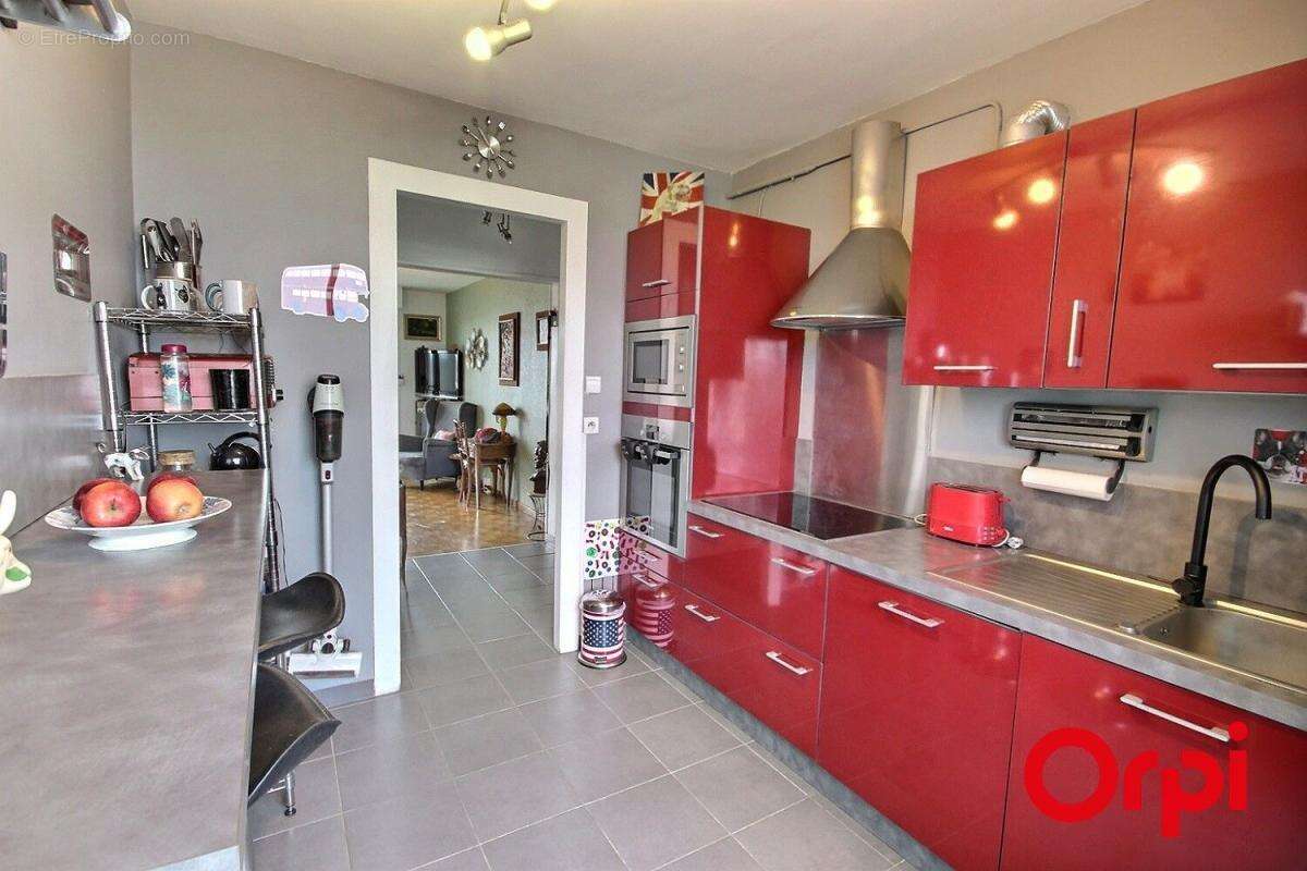 Appartement à MARSEILLE-12E