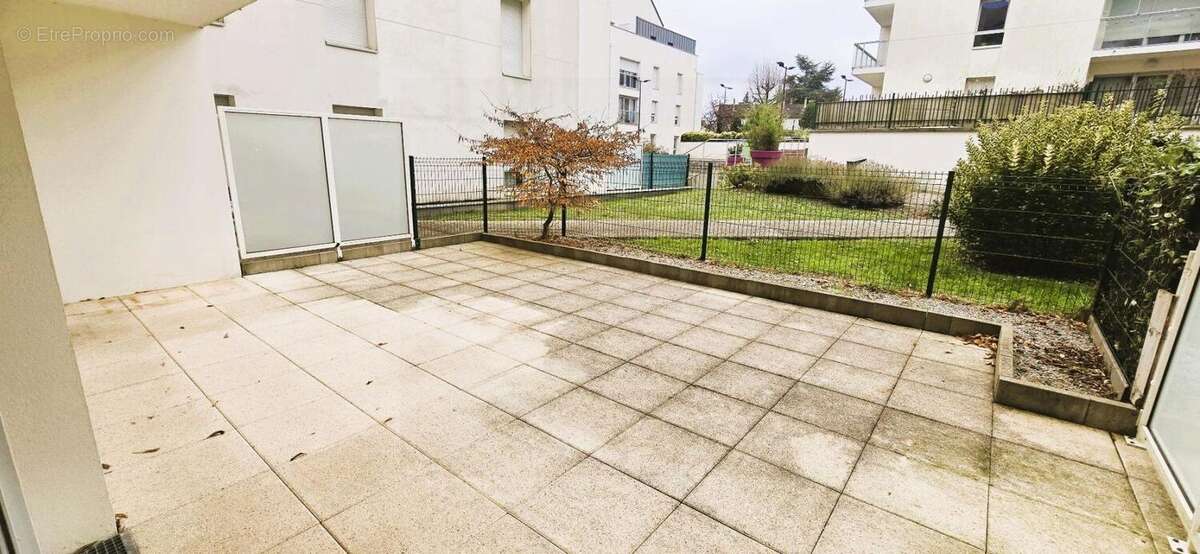 Appartement à MAINVILLIERS