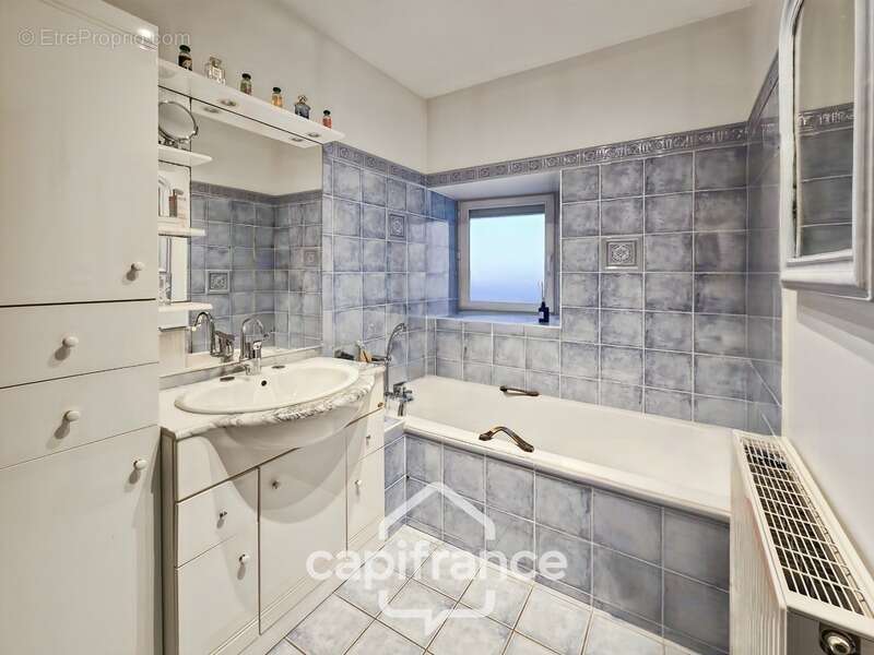 Maison à SAINT-SORLIN-EN-VALLOIRE